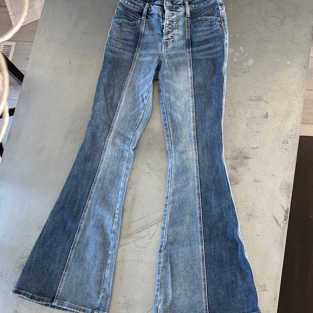 NWOT Flying Monkey Two-Tone Blue High-Waist Flare Jeans